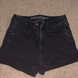 Women’s American Eagle High Rise Short (Black)